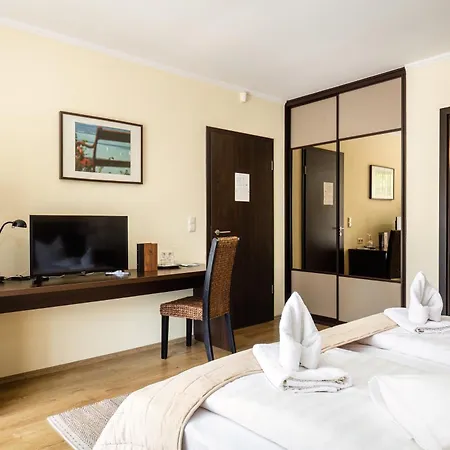 Fuerjes Panzio 4*
